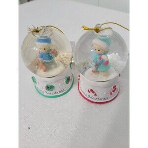 Precious Moments Merry Christmas Mini Snow Globes Set